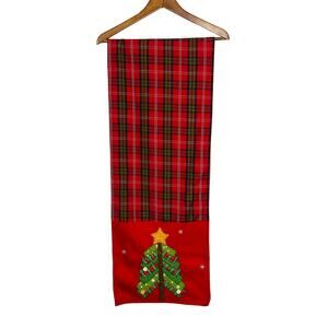 Christmas Tree Table Runner Red